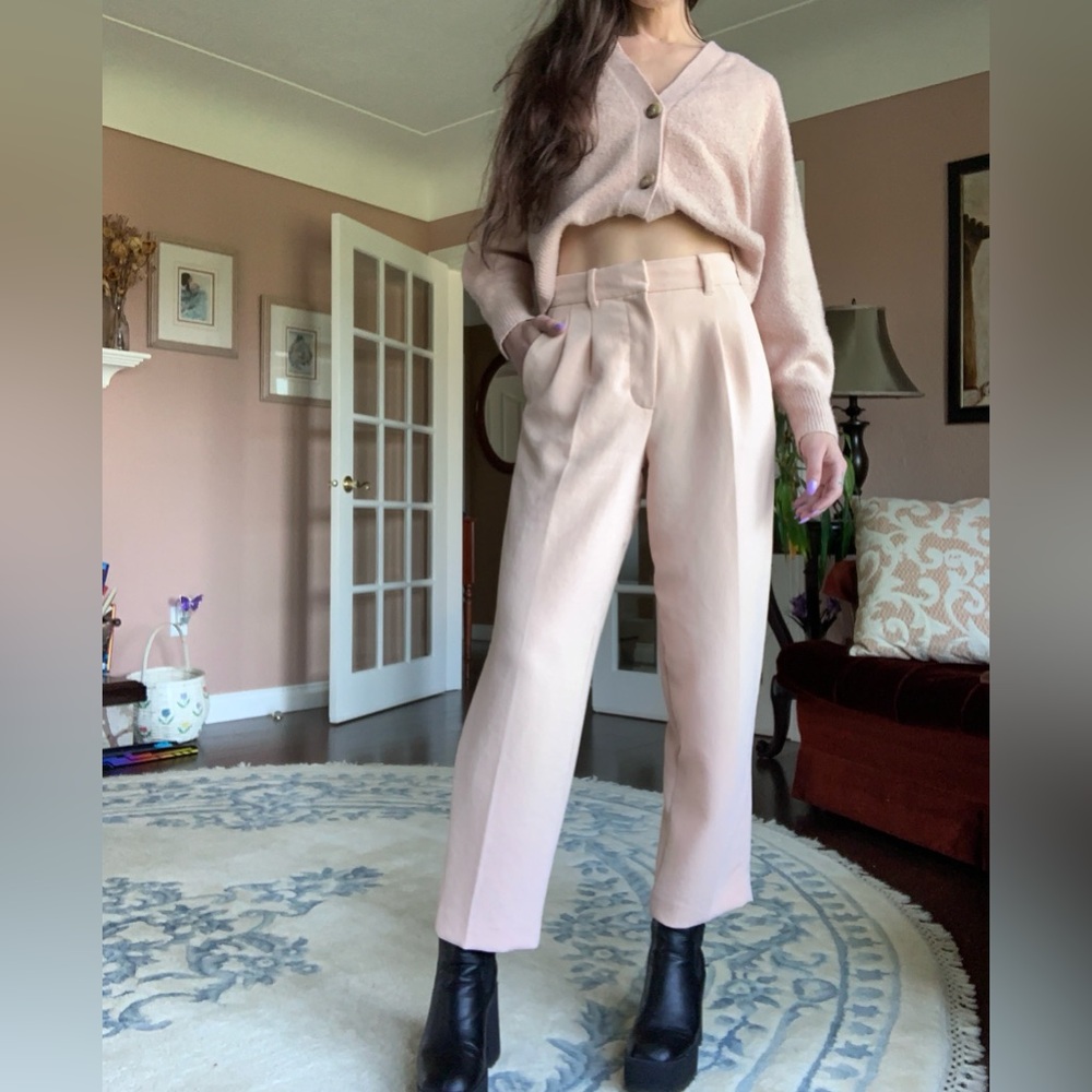 *Like-New* Wilfred Carrot Pants